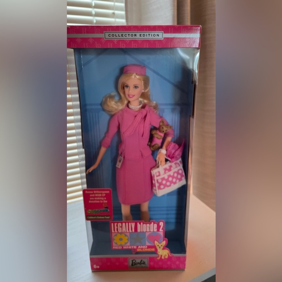 BARBIE COLLECTORS -LEGALLY BLONDE2 ORIGINAL DOLL